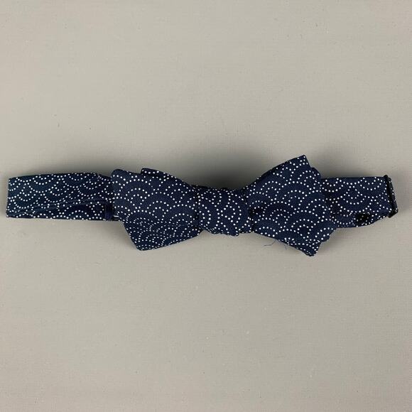 BLADE+BLUE Navy White Dots Cotton Bow Tie - Picture 1 of 3